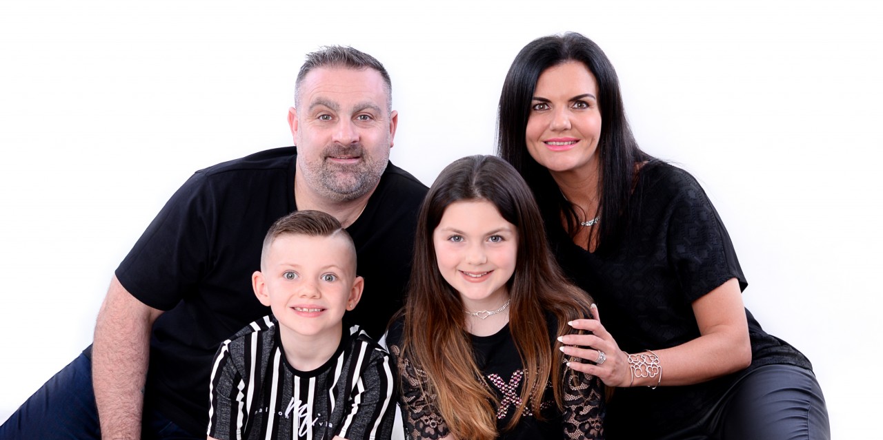 Family photography session – capturing the bond between the Quigley family