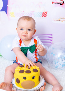 Lochie Cake Smash Photography