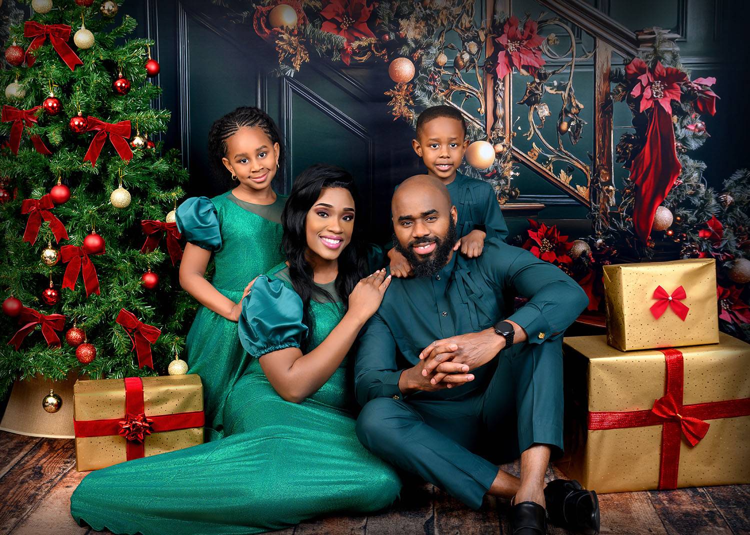 Background Ruby Christmas Snow Doors